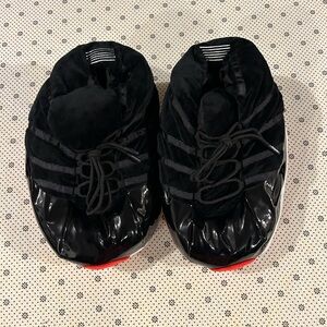 Fluffy Fun Black and Red Mens Slippers